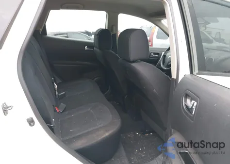 2013 Nissan Rogue S z USA, uszkodzony, nr VIN JN8AS5MT8DW026496